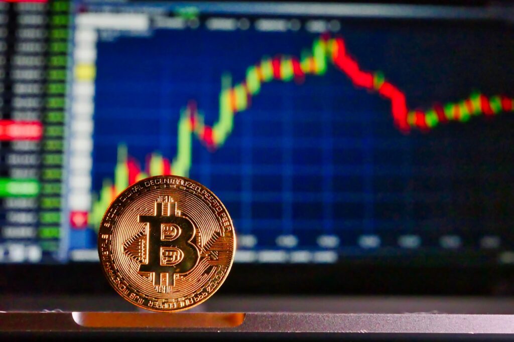 US Crypto Stocks Slip as Bitcoin Hits New 2025 Low
